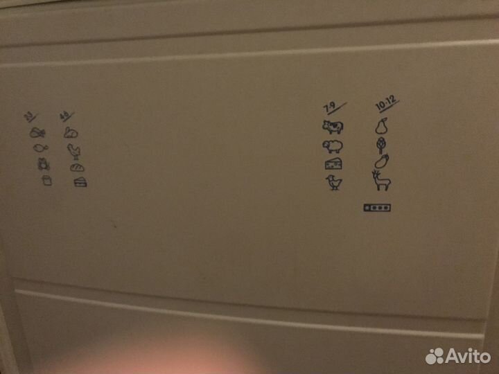 Холодильник бу indesit на запчасти или ремонт