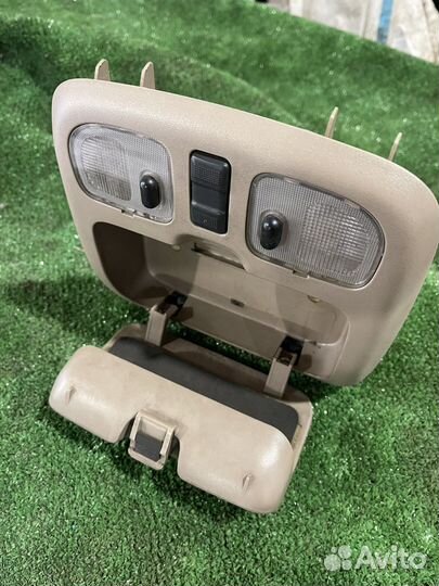 Плафон очечник мазда трибут форд эскейп маверик