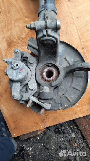 Кулак поворотный volkswagen polo