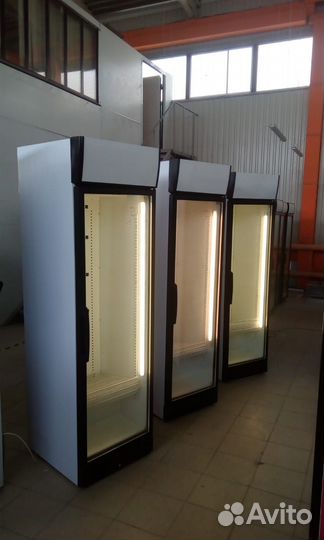 Холодильный шкаф