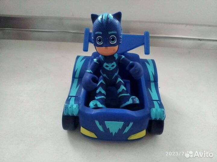 Герои в масках машинка и фигурка Кэтбой