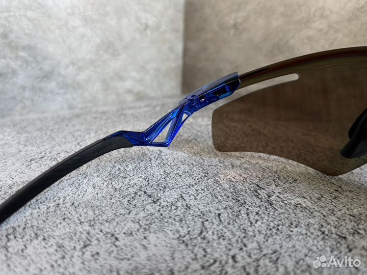 Оригинальные Oakley Qntm Kato Crystal Blue Ruby