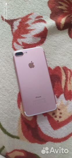 Телефон iPhone 7 plus