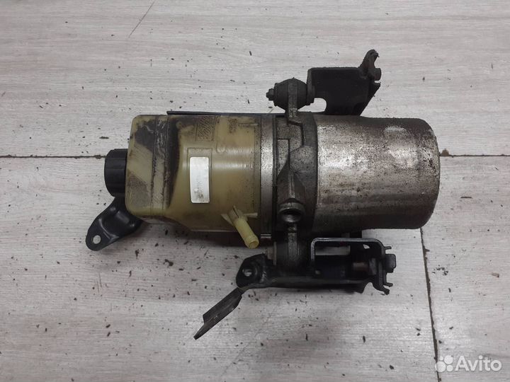 Насос гидроусилителя Ford Focus 2 / C-Max / Kuga