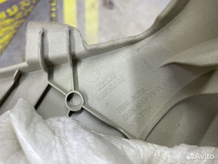 Обшивка стойки лобового стекла Nissan Teana J32