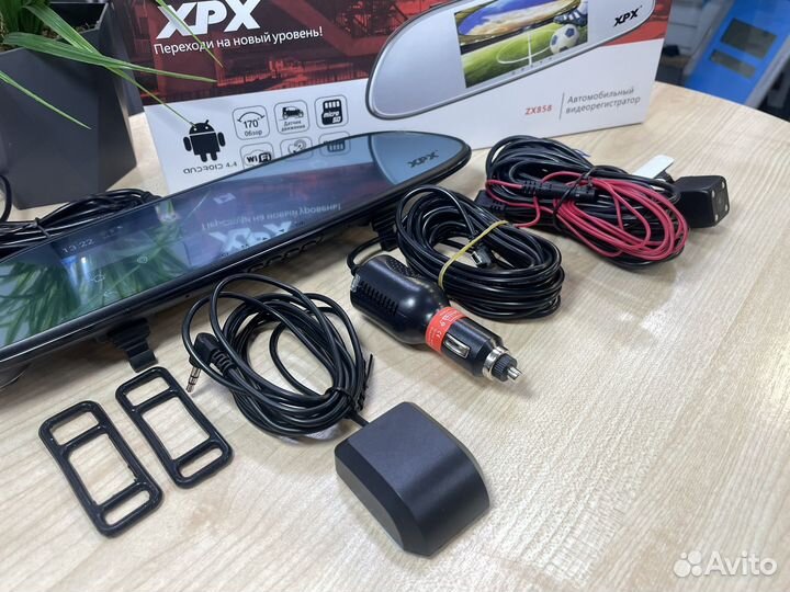Видеорегистратор-зеркало+навигатор XPX ZX858