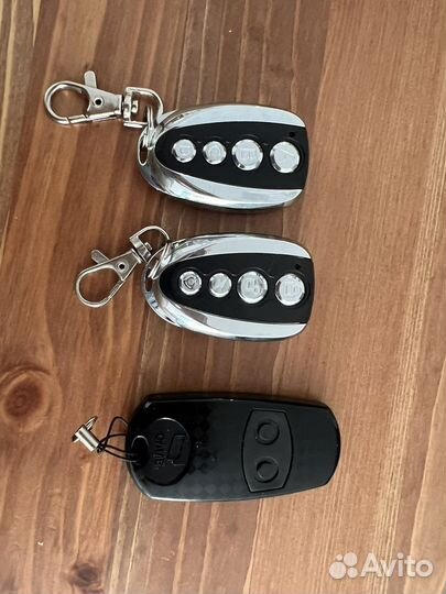 Пульт от ворот и дверей универсальный