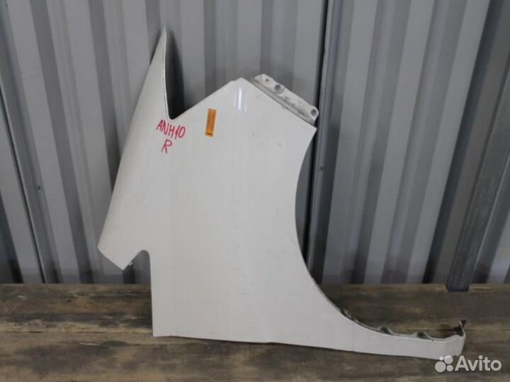 Крыло правое Тойота Альфард ANH10 светлое А982