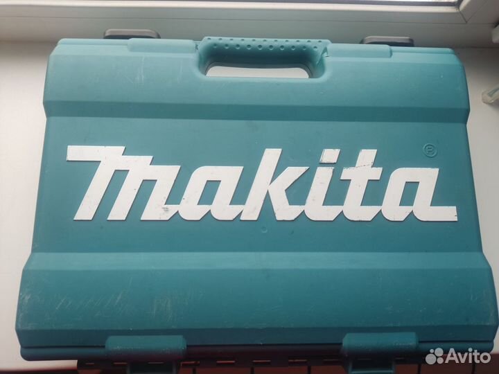 Шуруповерт makita DF331D бу