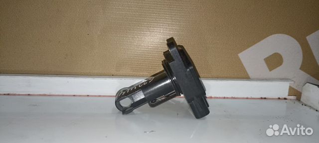 Датчик массового расхода воздуха Toyota Lexus