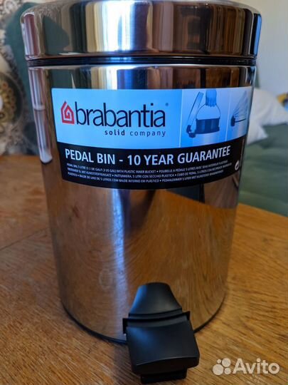 Мусорный бак с педалью Brabantia 5л