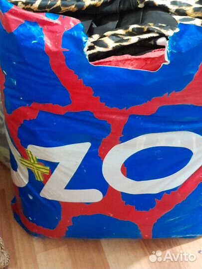 Отдам пакет вещей