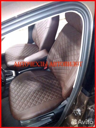 Чехлы Автопилот Volkswagen Polo 5 Sd из экокожи