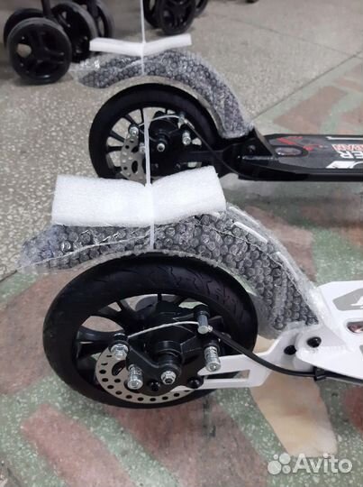 Самокат с дисковым тормозом (новый)