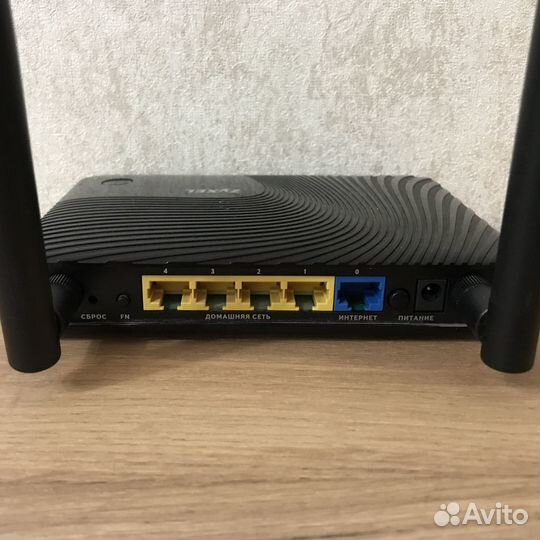 Zyxel Keenetic II (USB модемы, съёмные антенны)