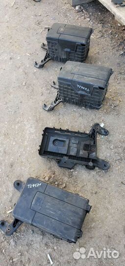 Корпус акб VAG