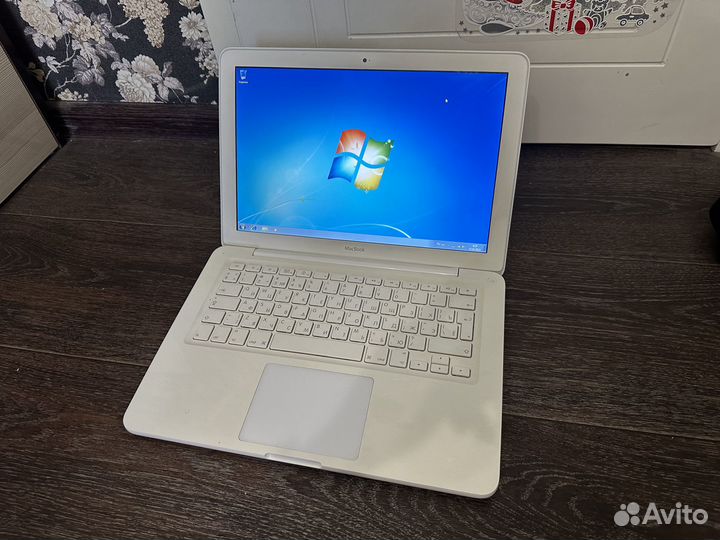 Apple MacBook 13 с SSD + Windows 7