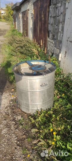 Продаётся медогонка