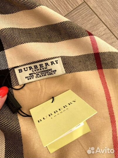 Женский шарф Burberry