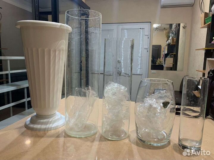 Вазы напольные и настольные