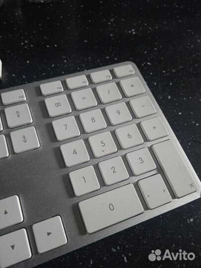 Клавиатура Apple