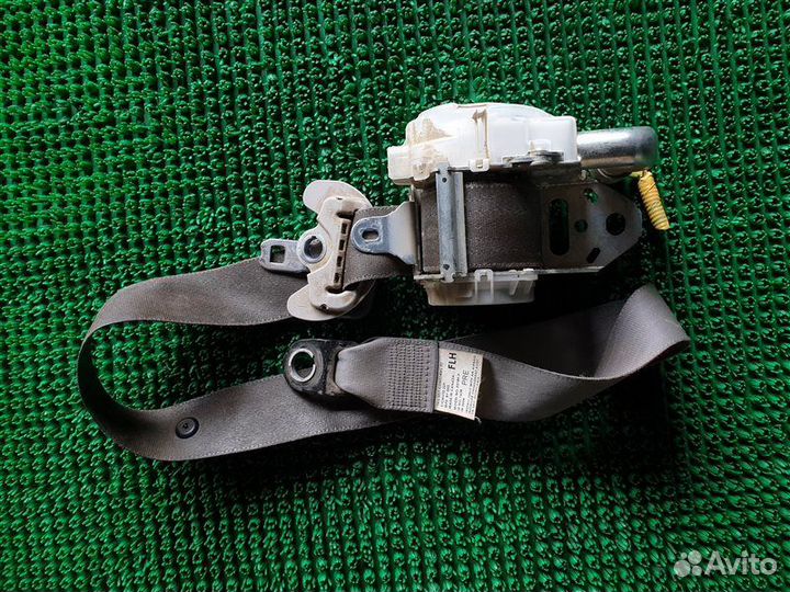 Ремень безопасности лев. перед. Toyota Prius