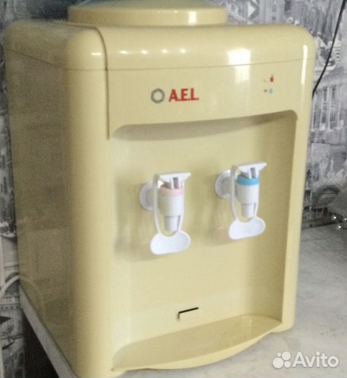 Кулер для воды