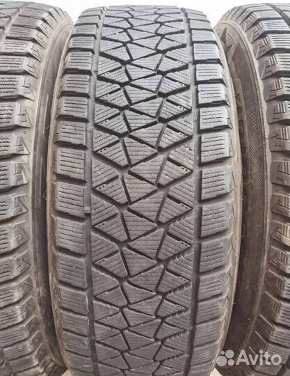Bridgestone Blizzak DM-V2 225/65 R17 102V