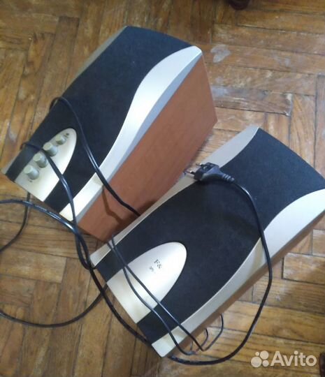 Акустические колонки F&D