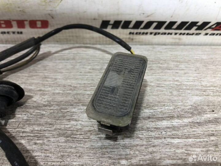 Фонарь подсветки номера Ford Focus 2 хэтчбек 1.6