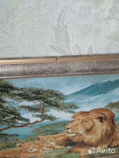 Габелен львы