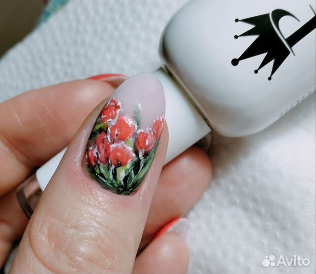 Маникюр и наращивание ногтей