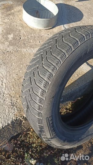 Pirelli Winter SnowControl Serie III 195/65 R15