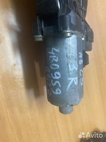 Моторчик стеклоподъемника Audi A6 (C5) 1997-2004