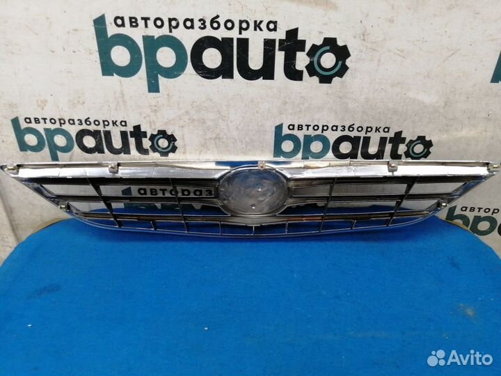 Решетка радиатора 53101-33150 Toyota Camry 30 рест