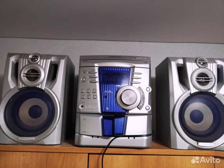 Kenwood. Музыкальный центр