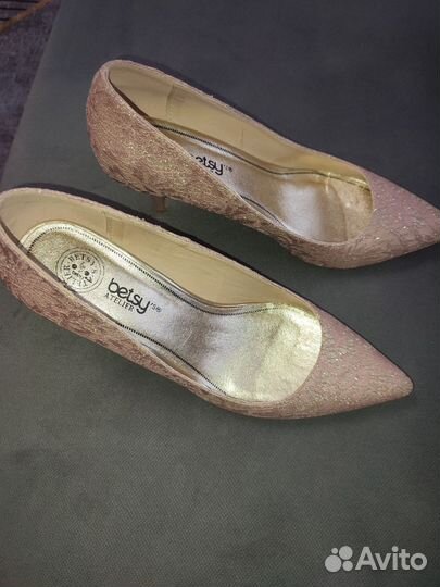 Туфли женские