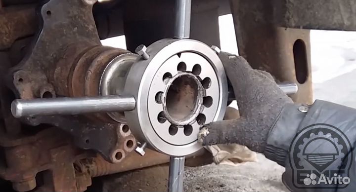 Плашка, восстановление резьбы на оси, ремонт чулка