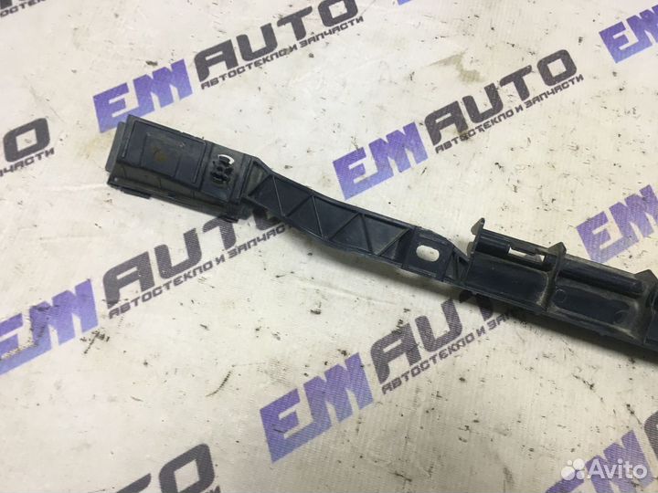 Кронштейн порога задний правый бмв 730D F01 седан