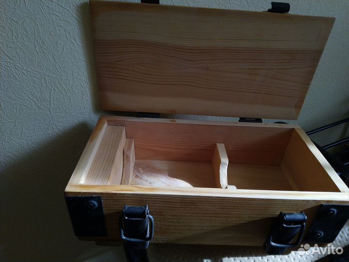 Сундучок мужчины стильный