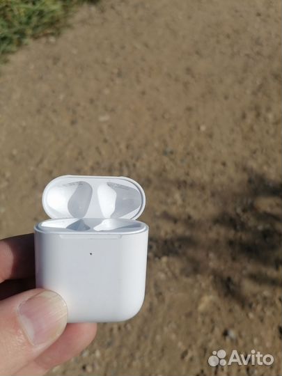 Чехол на airpods зарядное
