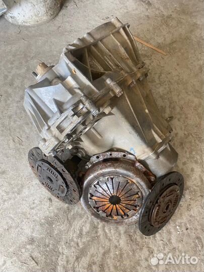 Коробка на vesta