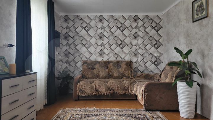 Дом 42 м² на участке 10 сот.