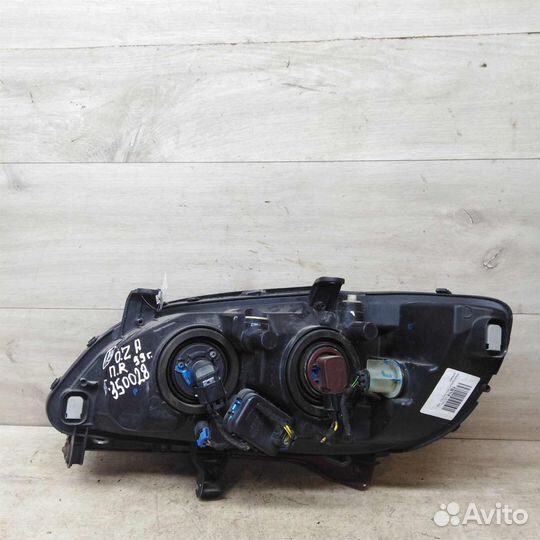 Фара правая Opel Zafira A