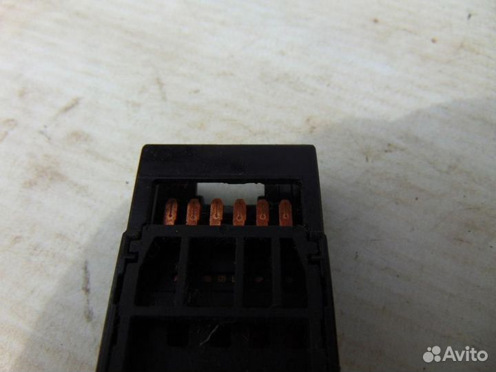 Кнопка противотуманки для Hyundai Elantra 3 2000