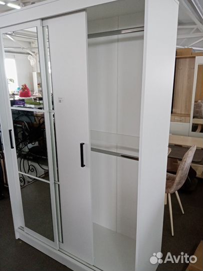 Спальня из 5-ти модулей Скайлайн