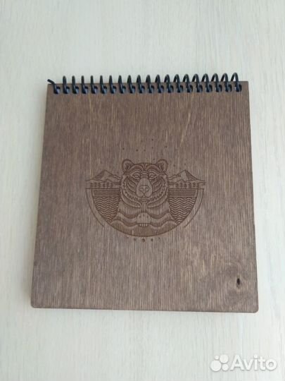 Подарочный блокнот с гравировкой из дерева