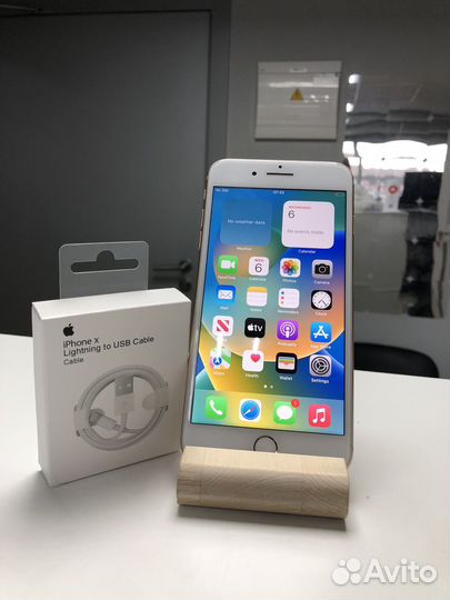iPhone 8 plus 64gb
