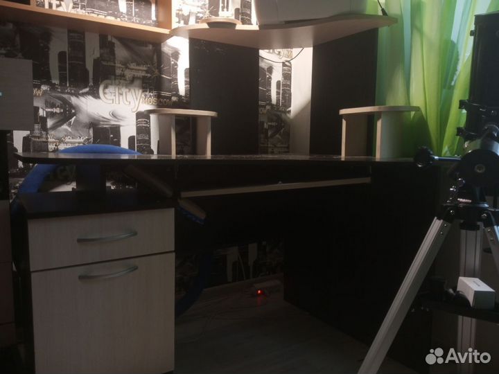 Компьютерный столик бу