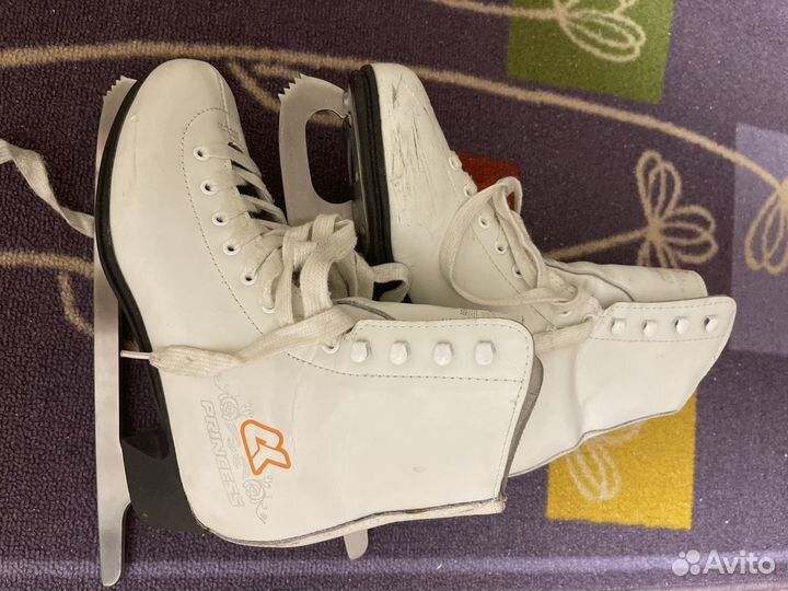 Коньки женские фигурные 38